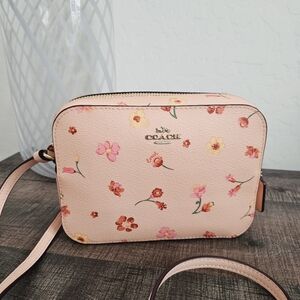 🆕️COACH Mini Camera Bag With Mystical Spring Floral Print Blush Peach Pink